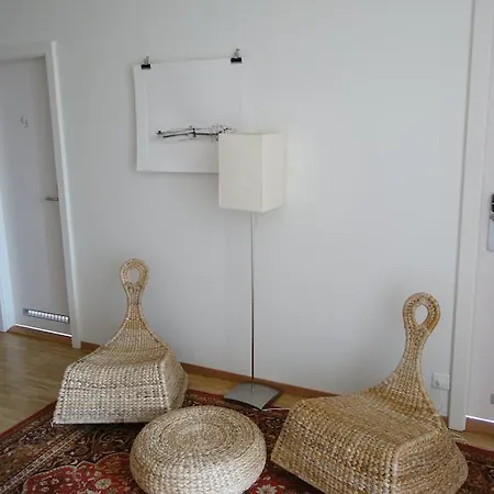 & Backpacker Lausanne