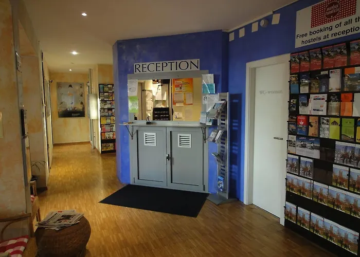 & Backpacker * Lausanne